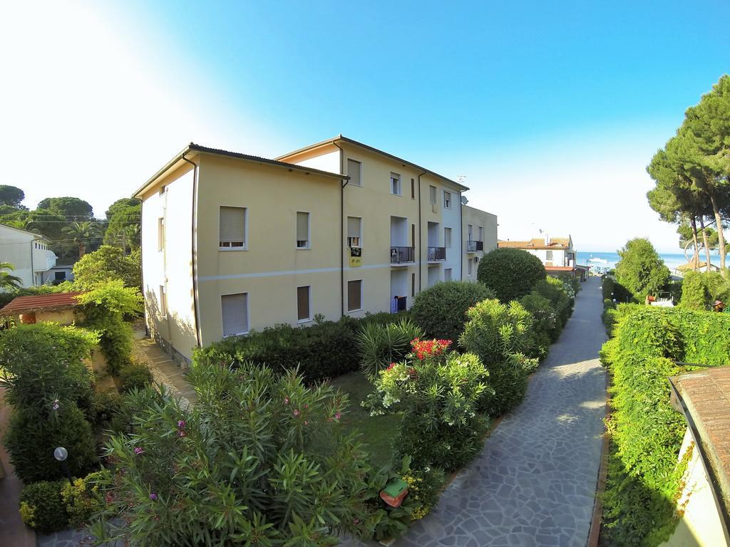 Frank'S Hotel Capoliveri  Exterior foto